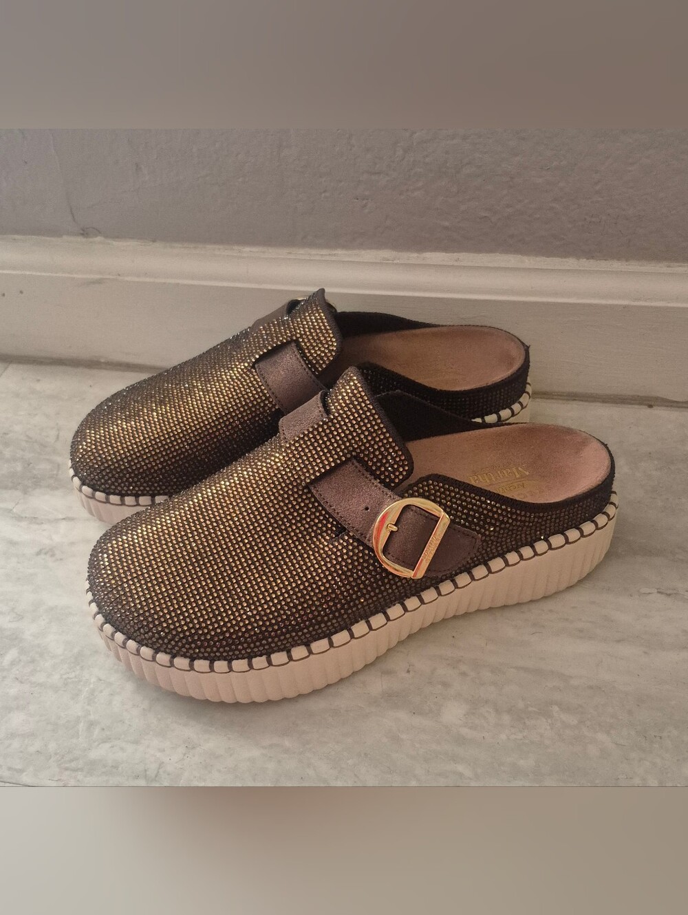 Skechers x Martha Stewart Womens 7 Rhinestone Platform Clogs Brown 159196